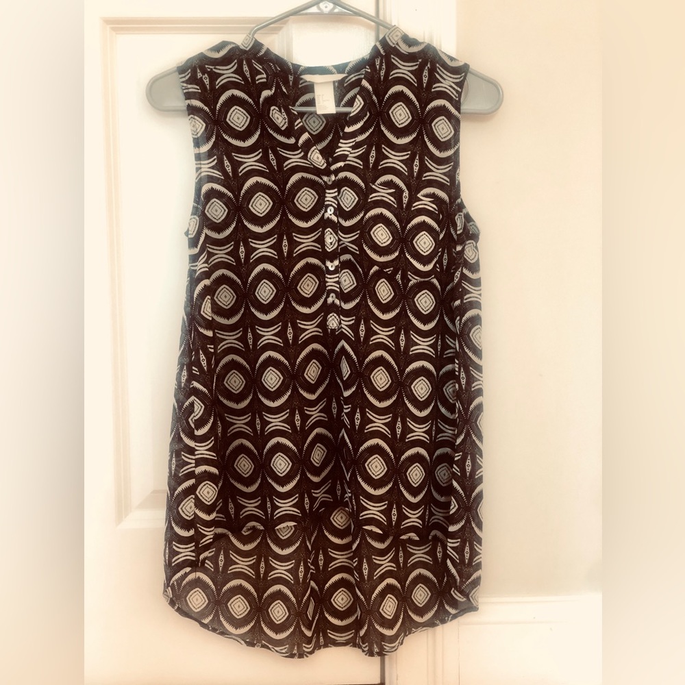H&M sleeveless multicolor printed tunic top semi sheer hi - low hem size 2